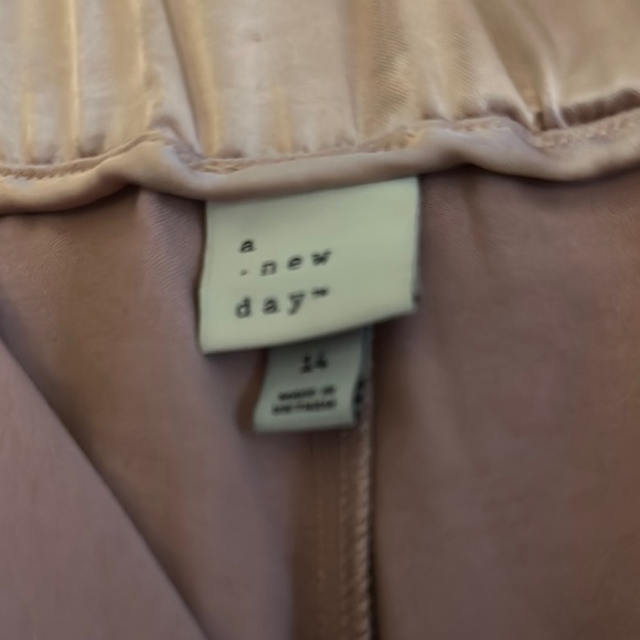 a new day Tan Wide Leg Pants with Elegant Pleats - Picture 4 of 10